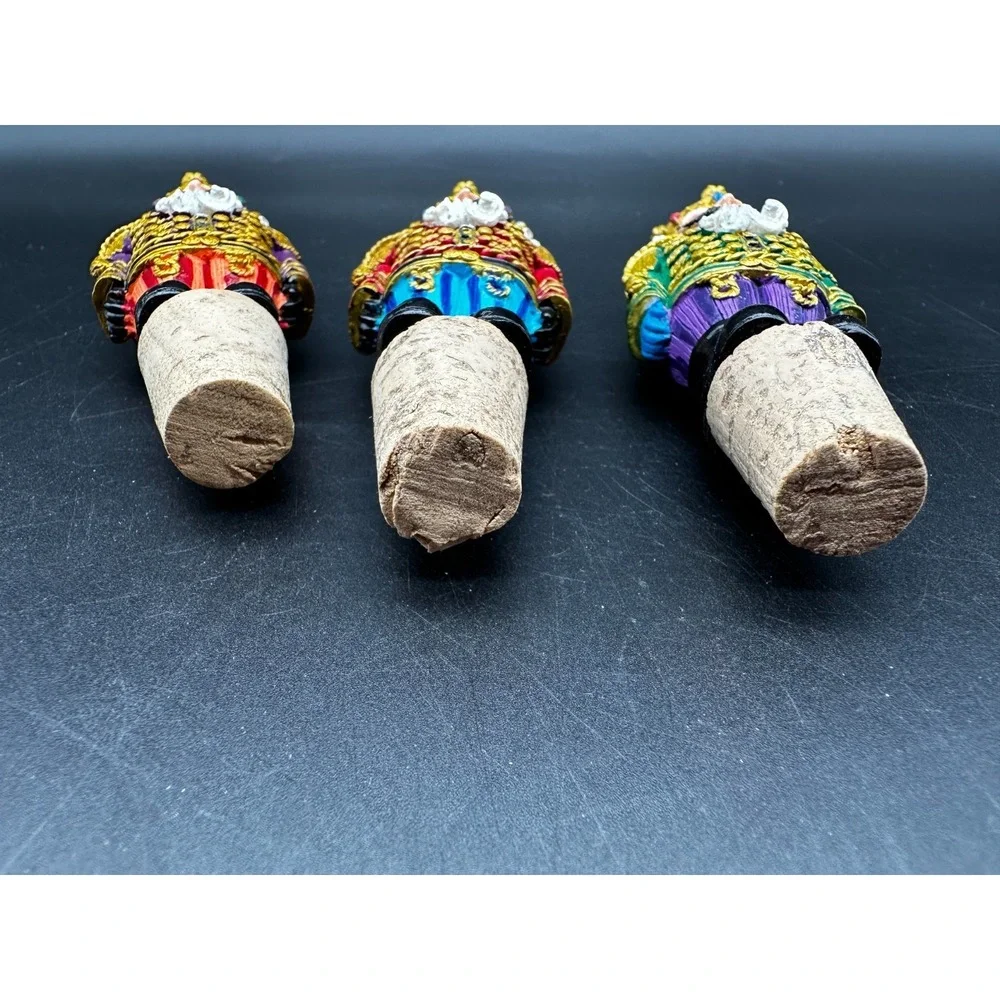 CHRISTOPER RAKO BOTTLE/WINE‎ STOPS NUTCRACKERS